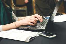 How to encode URLs in Python